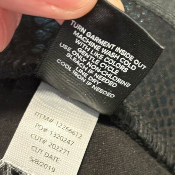 Torrid Black Iridescent Snake Print Pull on Skinny Pants Women's Plus Size 1X - Picture 8 of 8